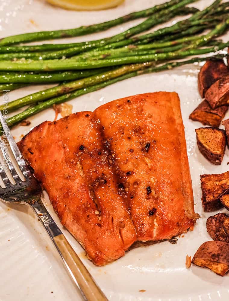 Air Fryer Maple Smokehouse Salmon (Easy, Flavor-Packed, Ready in 15 Minutes)